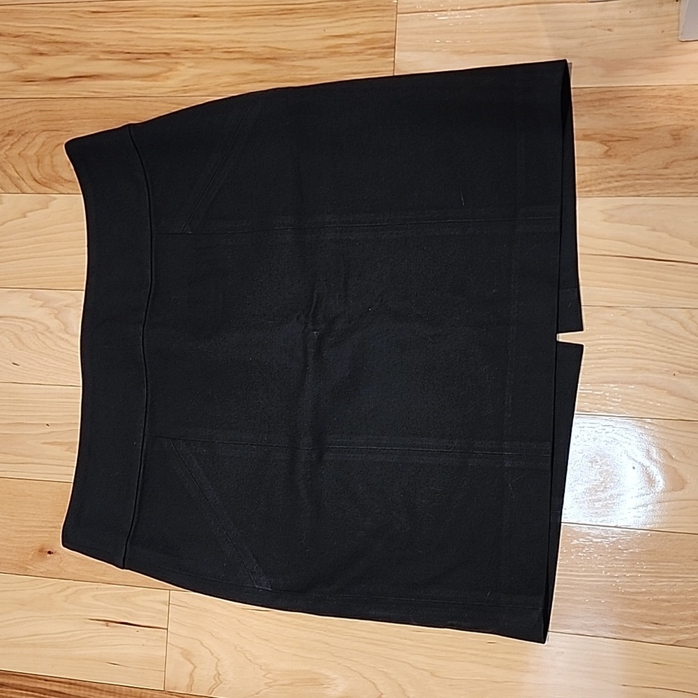 Black pencil skirt